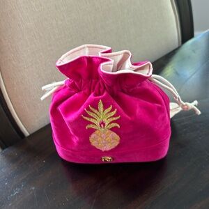 Spartina 449 Drawstring Bag with Pineapple
